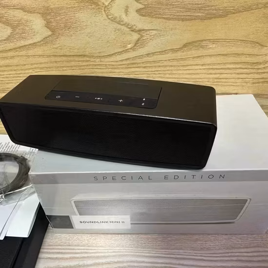 Twx1 Woofer-Lautsprecher, hochwertiger kabelloser Mini-Parlante, kleiner tragbarer, wasserdichter Bluetooth-Lautsprecher mit Handy-Standfunktion